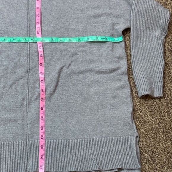 Time And Tru Gray Turtleneck Sweater Medium Grey Size Approximately L - Picture 8 of 8